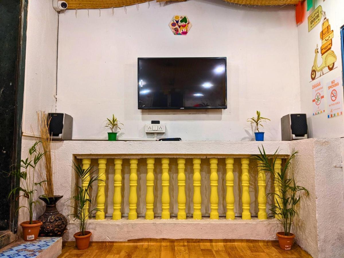 Awaara Backpackers Hostel, Alibag Alībāg Exterior foto
